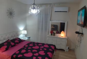 Dorit Vacation has Smoking rooms