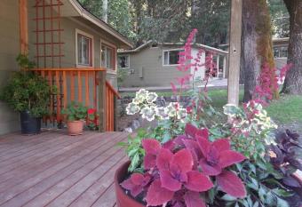 China Creek Cottages has Balcony rooms