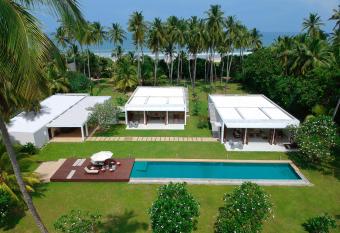 Bentota No 1 has Balcony rooms