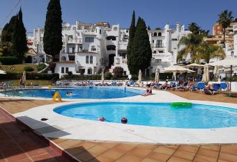 Pueblo Evita 33 has Smoking rooms