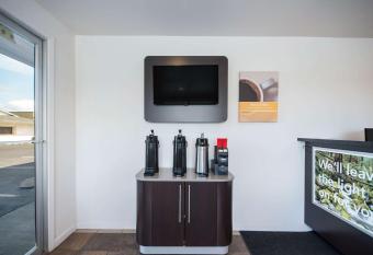 Motel 6 Burlington. Wa has Smoking rooms