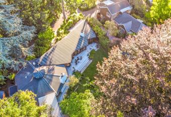 River Birches has Balcony rooms