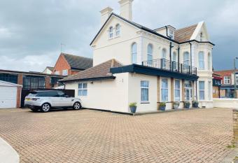 The Grosvenor allows 18 year olds to book a room