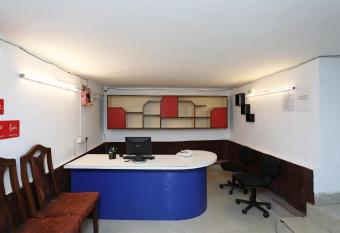 OYO Jalan Lake View Near Mani Square allows 18 year olds to book a room