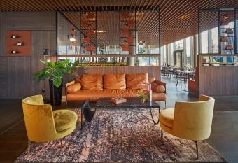 Golden Tulip Bordeaux Euratlantique allows 18 year olds to book a room