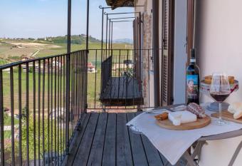 Il Borgo B&B has Balcony rooms