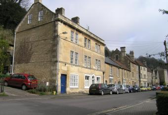 38 Newtown allows 18 year olds to book a room