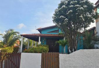 Casa no atalaia na rua atalho has Balcony rooms