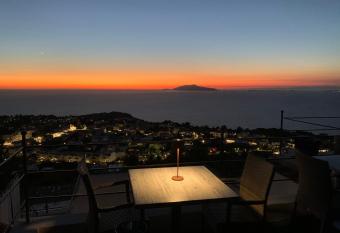 Monte Solaro Bed & Breakfast has Balcony rooms