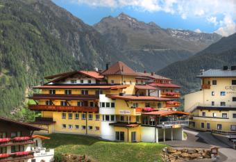 Hotel Bruno has Balcony rooms