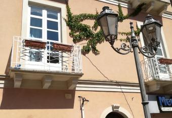 L alberghetto Milazzo has Balcony rooms