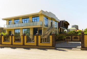 Mini Korpus on Demerjipa has Balcony rooms