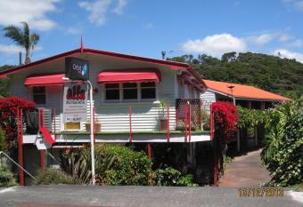 Alfa Boutique Motel has Balcony rooms