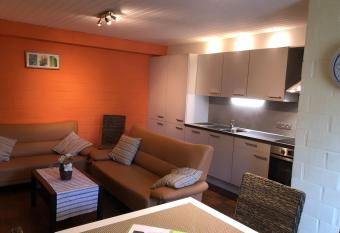 Ceder 9 Hengelhoef has Balcony rooms