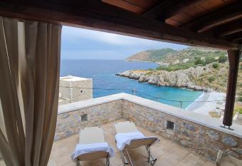 Amazing View has Balcony rooms