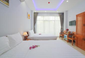 Summer Beach has Balcony rooms