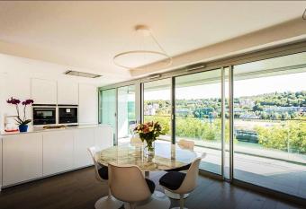 Vue sur Seine Musicale has Balcony rooms