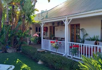 Best Little Guesthouse -Beit Shalom has Balcony rooms