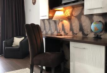 Vlaicu Apartments has Balcony rooms