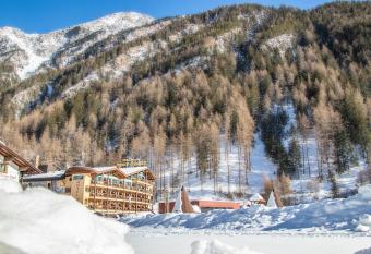 Hotel Sunny S  lden has Balcony rooms