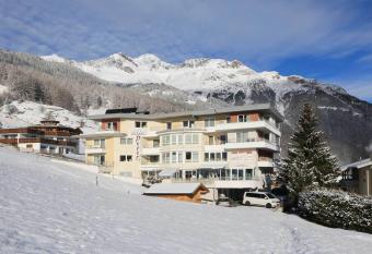 Hotel Appart Peter has Balcony rooms