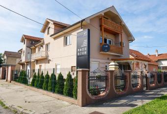 Kristall Apartments Sabac has Balcony rooms