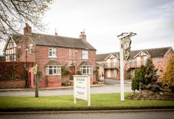 The Plough Inn & Restaurant allows 18 year olds to book a room