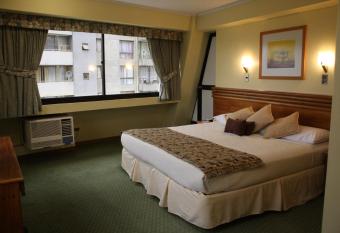 Gala Hotel has rooms with a private hot tub