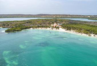 Hotel Agua Azul Beach Resort has Balcony rooms