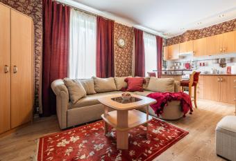 Videviku Villa Apartments allows 18 year olds to book a room