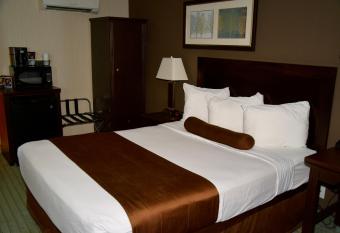 Coast Lethbridge Hotel & Conference Centre allows 18 year olds to book a room