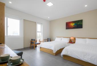 Anh Villa Hotel has Smoking rooms