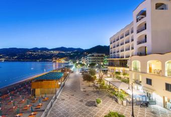 Hotel Sole Splendid has Balcony rooms