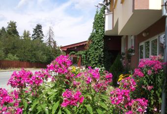 Guest House Zodiac has Balcony rooms