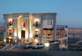 Keret Accommodation has Balcony rooms