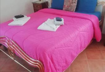 Antico Borgo di Torri has rooms with a private hot tub