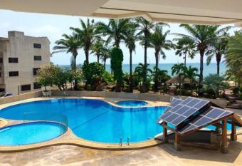 PMY Beach Resort has Balcony rooms