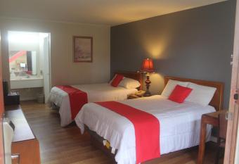 SPRINGWOOD HOTEL, Opelika I-85 Columbus Pkwy has Smoking rooms