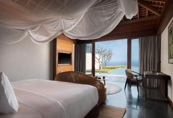 Six Senses Uluwatu has rooms with a private hot tub