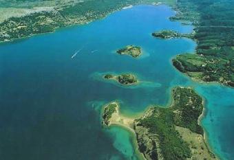 Guesthouse Familija Tariba has Balcony rooms