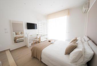 Ch  rie B&B - Salerno has Balcony rooms