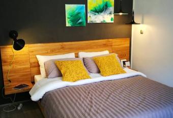 cres art studio lime apartment has Balcony rooms