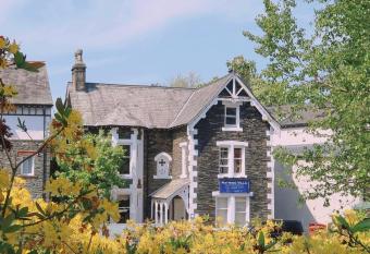 Rayrigg Villa at Windermere allows 18 year olds to book a room