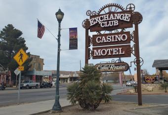 Exchange Club Motel allows 18 year olds to book a room
