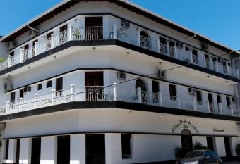 Hotel Casa de las Dos Palmas -Hotel Boutique allows 18 year olds to book a room