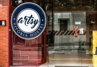 Artsy Vitoria Hostel allows 18 year olds to book a room