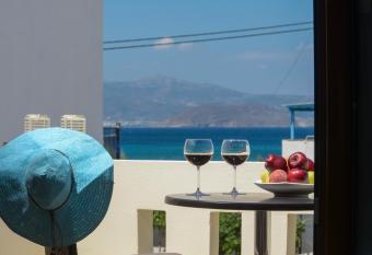 Villa Christine has Balcony rooms