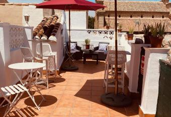 ToledoRooms Estrella - M, L, XL, XXL - Pisos con Azotea - Sun Terrace has Balcony rooms