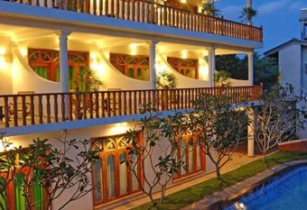 Wunderbar Beach Hotel has Balcony rooms