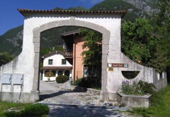 Casali Scjs has Balcony rooms